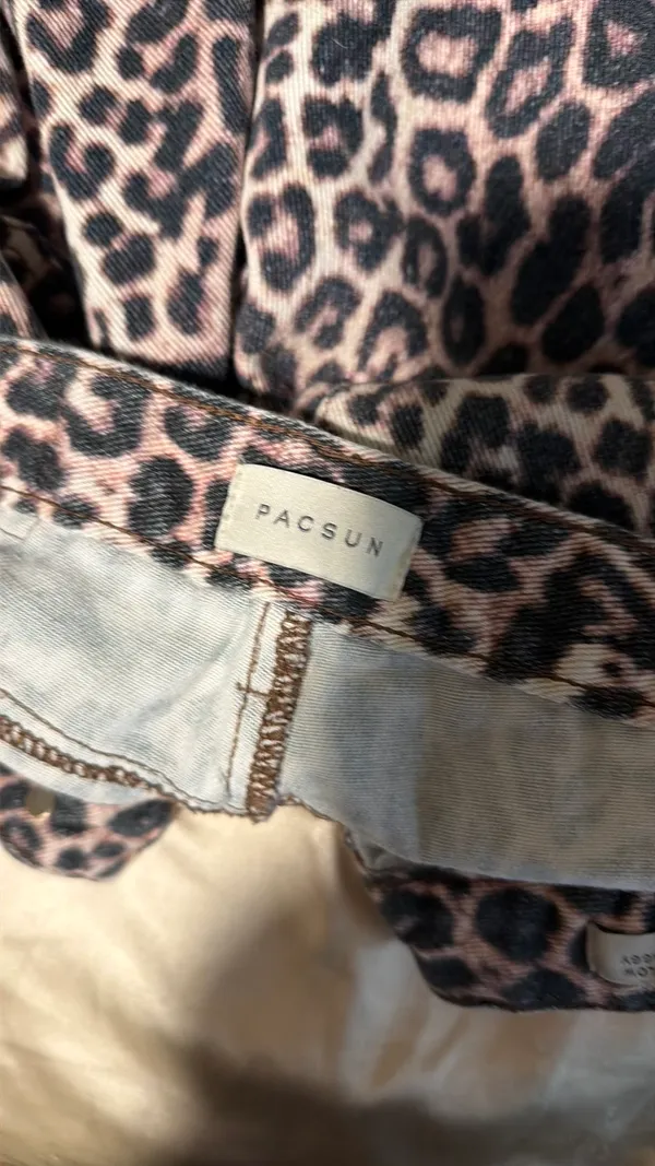 PacSun Leopard Jeans Casey Low-Rise Baggy - Image 3