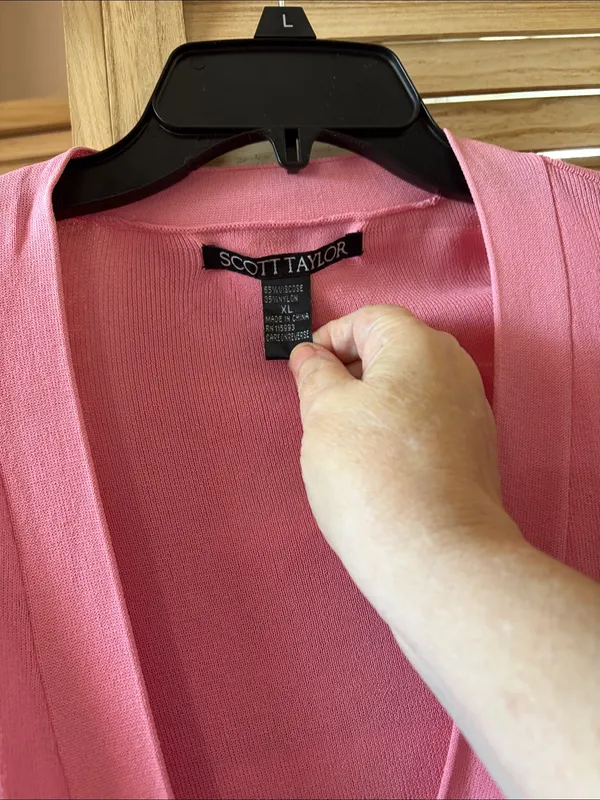 Scott Taylor Pink Button - Image 3