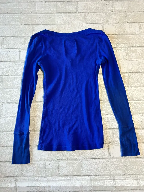 Aerie Henley Y2K 90s Women’s Long Sleeve V-Neck Top - Electric Blue - Image 2