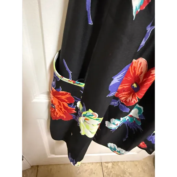 American Eagle Floral Mini Dress Black Sweetheart Neck Smocked Back Pockets XS - Image 6