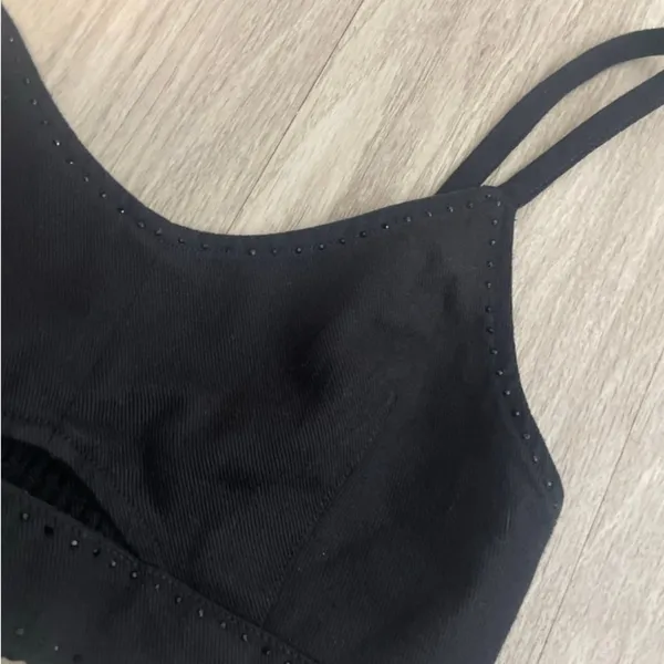 House of Harlow Women's Black crop top - Image 4