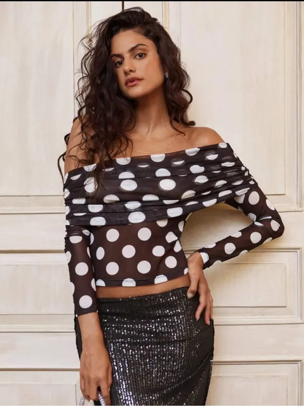 SHEIN Black & White Opulessy Polka Dot Off-Shoulder Crop Top - Image 2