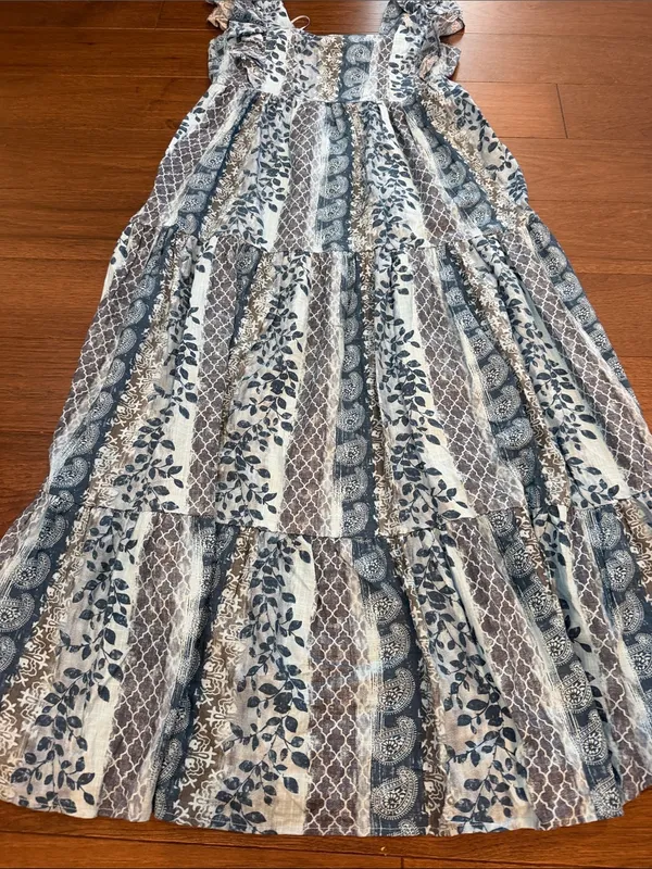 On You Floral Tiered Maxi Dress with Ruffle Straps Size Small - C54-012 - Image 4