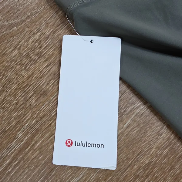 lululemon Align High-Rise Crop 23 Leggings Women 0 Army Green NWT Nulu Yoga - Image 4