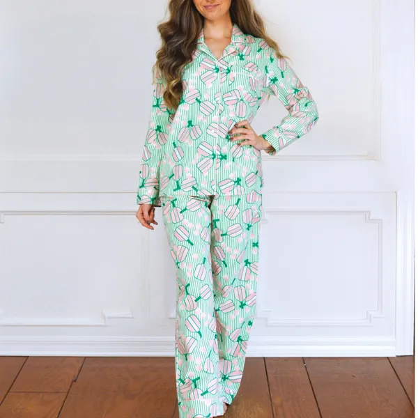 8 Oak Lane Women’s XS/Small Pickleball Pajamas Pink Green Stripe Spring Preppy - Image 2