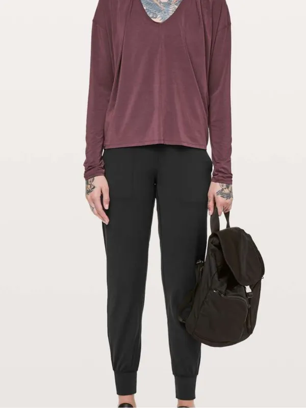 Lululemon Align Joggers Black - Image 3