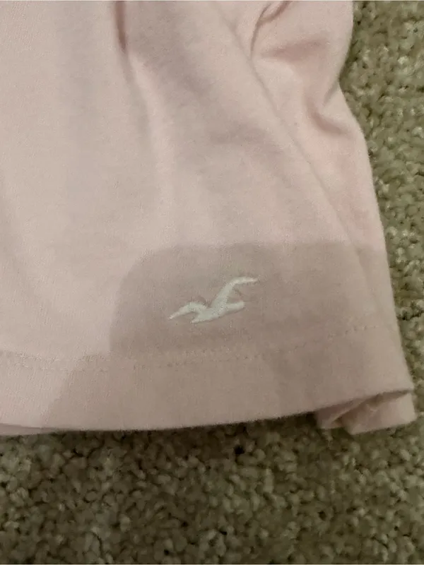 Hollister Pink Cropped T-Shirt - Image 2