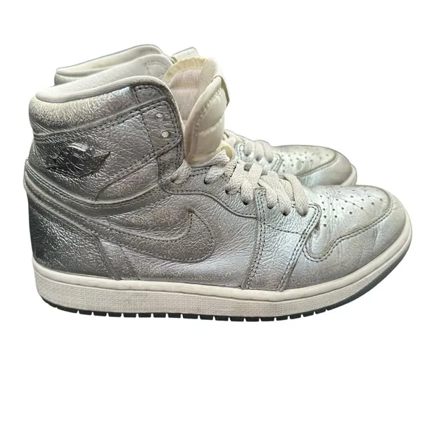 Jordan 1 Retro High OG‎ Metallic Silver FN6622-001 Womens 8 Sneakers - Image 3