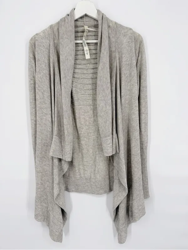 Lululemon Live Healthy Wrap Cardigan Grey Cashmere Bamboo Blend Size 4 - Image 2