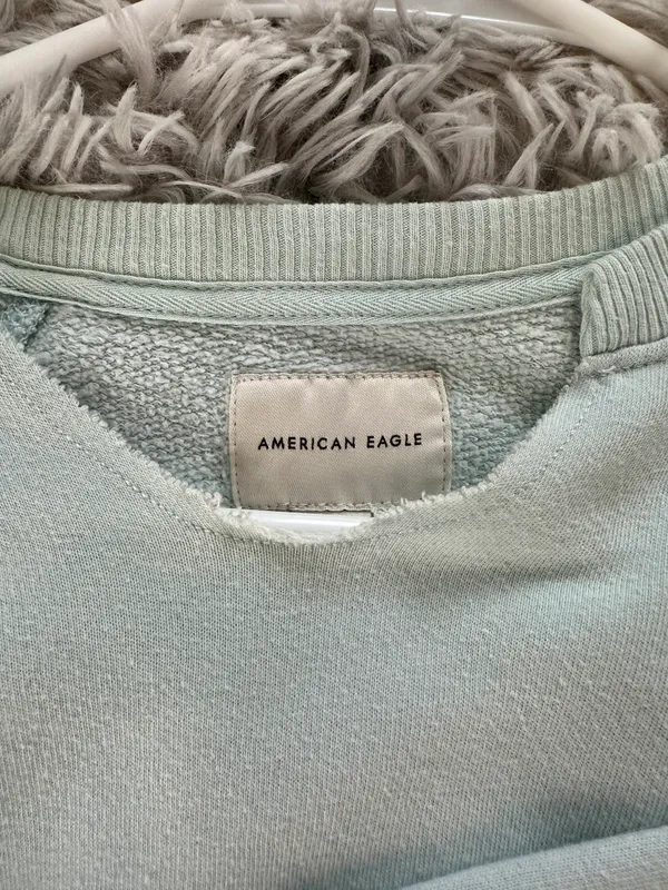 American Eagle Outfitters Crewneck - Image 2