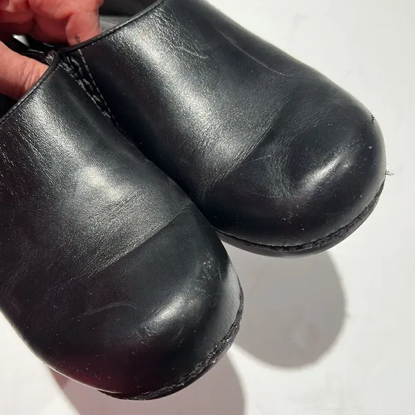 Dansko Black‎ Leather Slip On Clogs Size 38/7.5-8. B62 - Image 3