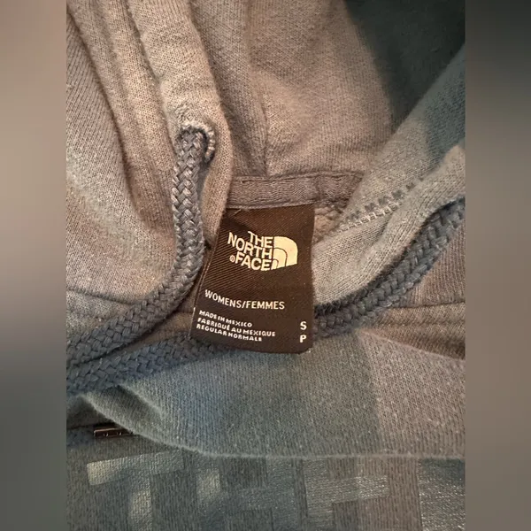 The North Face Sweatshirt Hoodie Women's S Long Sleeve Graphic Logo Pocket Blue - Image 2