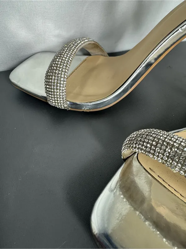 Charlotte Russe Y2K style party disco Silver Embellished stiletto Heels size 6 - Image 12
