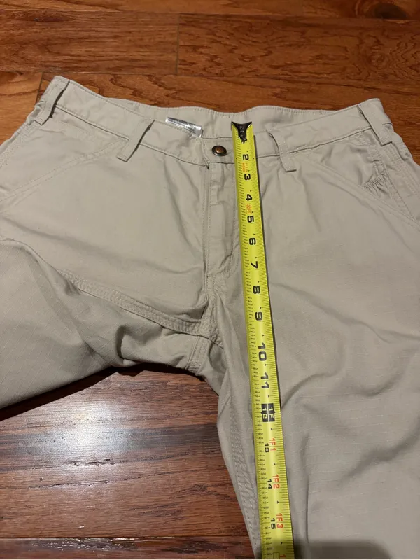 Carhartt Women’s SZ 8 Cropped Cargo Pants in Light Khaki - Image 5