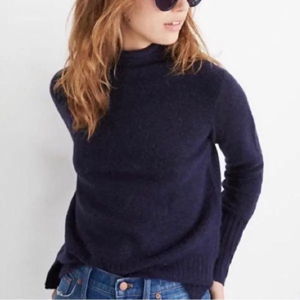 MADEWELL Merino Wool Ribbed Navy Long Sleeve Turtleneck Sweater Top - Image 2