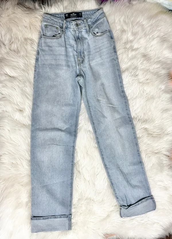 w23 light wash ultra high rise dad jean 00R - Image 2