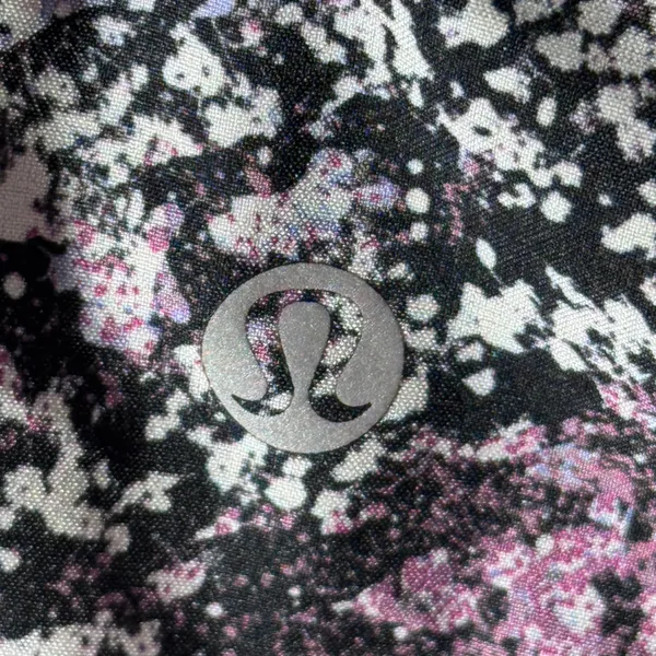 1428 | Lululemon Speed Up Floral Running Training Shorts Black Purple Womens‎ 6 - Image 5