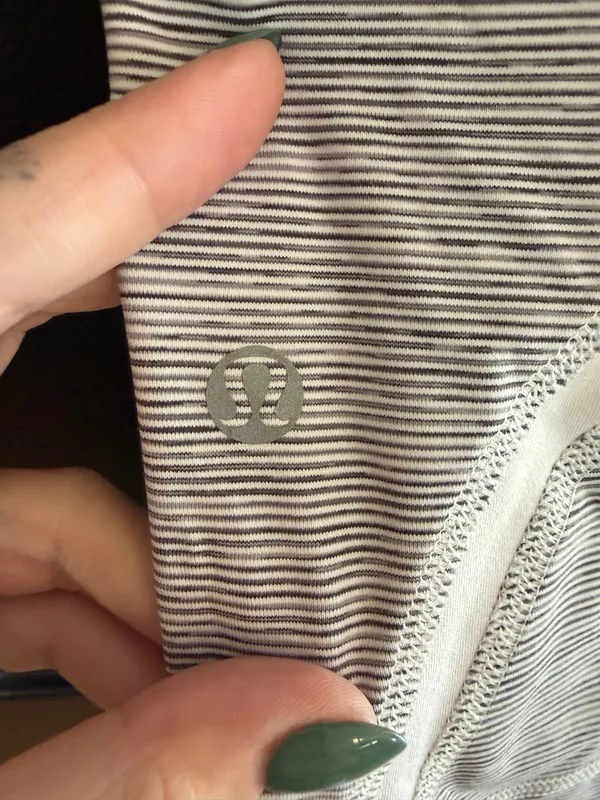 Lululemon Crop Leggings - Image 3