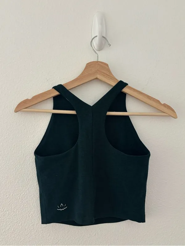 Beyond Yoga Spacedye Refocus Cropped Tank in midnight green - Image 3