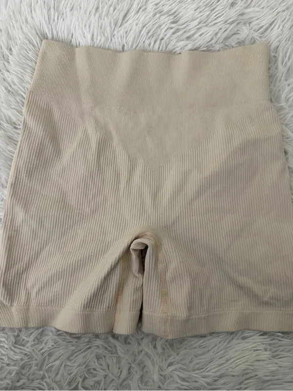 Seamless Ribbed Tummy Control Compression Shorts Size L Nude Tan Size L - Image 5