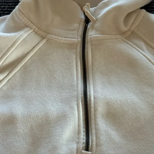 Freely‎ Women's White Quarter Zip Hoodie Yoga Sweater Medium - Image 4