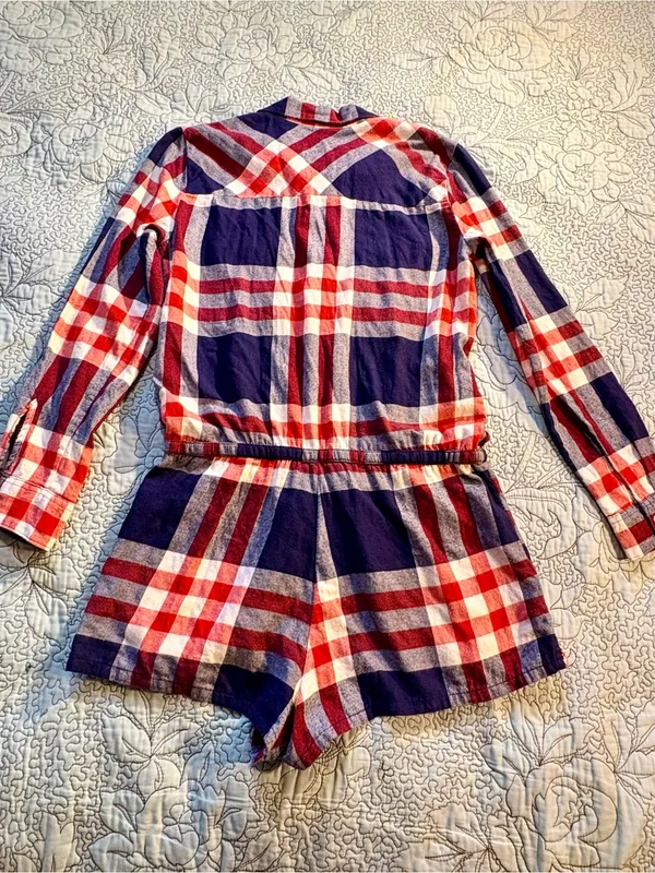 💥Aerie Plaid Flannel Pajama Romper Button Front Drawstring Red Navy Sz M💛 - Image 4