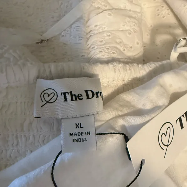 The Drop Chic White Maxi Dress with Spaghetti Straps Size XL - Image 4