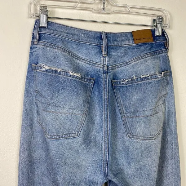 American Eagle Vintage Light Wash Distressed Denim Baggy Jeans Size 0 - Image 4
