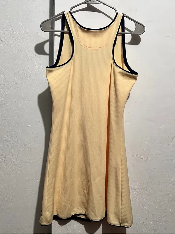 Diadora Pale Yellow Tennis Chemise with Black Trim - Image 8