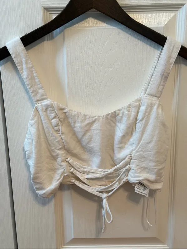 Abercrombie & Fitch White Lace Up Front Linen Blend Crop Tank - Image 2