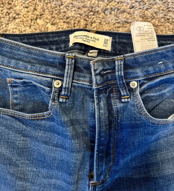 Abercrombie Super Skinny Jeans - Image 2