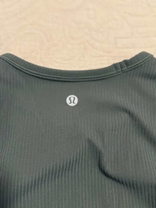 Lululemon Cropped Long Sleeve - Image 3