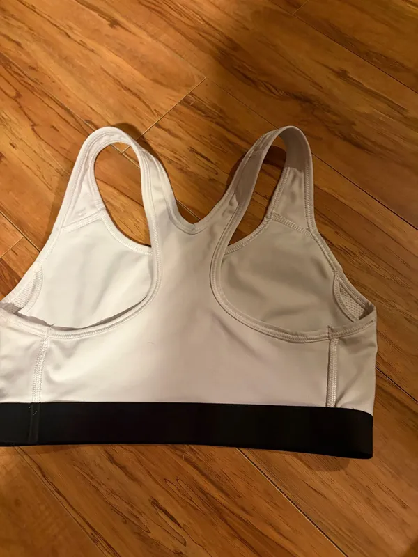 Nike Sports Bra - Image 3