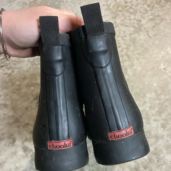 Sleek Black Chooka Women’s Ankle Rain Boots- Size 9 - Image 3