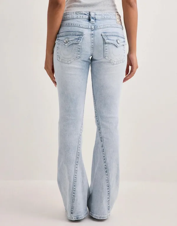 NWT True Religion Joey Mid Rise Flare Jeans Light Wash Size W29 🩵 - Image 4