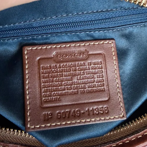 y2k Coach Bleeker 11356 Holiday Patchwork Hobo Bag Purse - Image 4