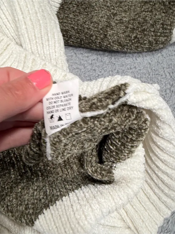 Altar’d state Chunky Striped Knit Sweater in Cream and Olive XS - Image 7
