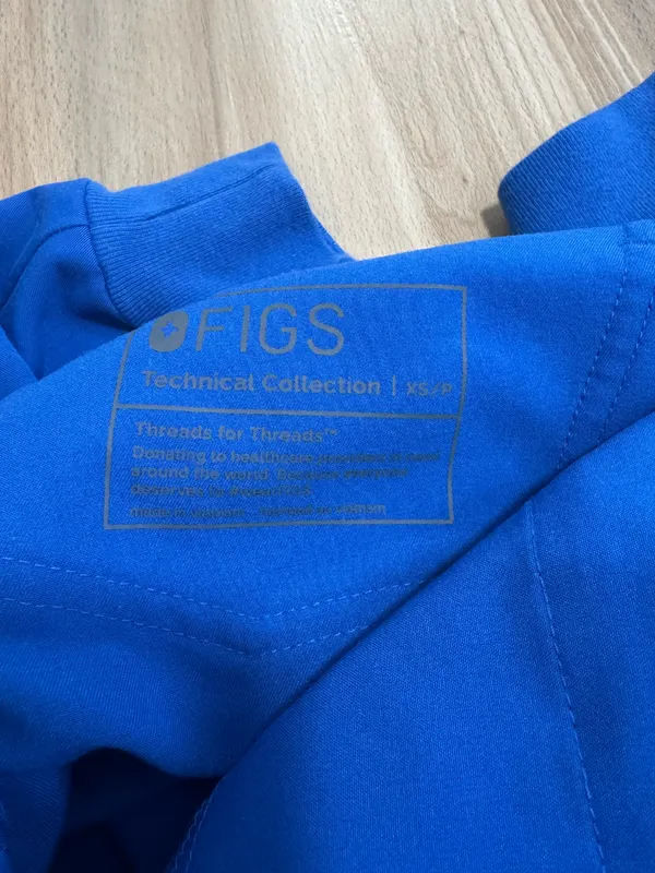Figs XS /P Bottom XXS\P Top Scrub Set - Image 4