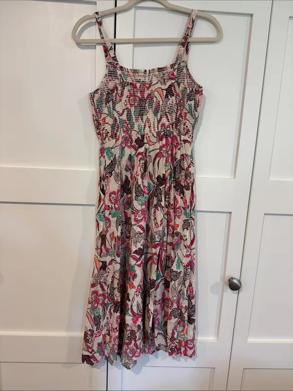 Old Navy Floral Smocked Maxi Dress - White with Pink & Teal- pockets! - Image 3
