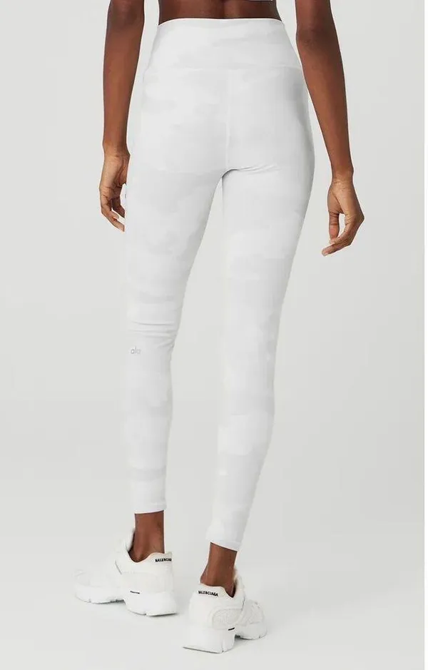 Alo Yoga Size XS High-Waist White Camo Vapor Legging Compresses Lift Preppy Fem - Image 2
