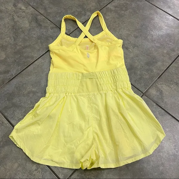 FP Movement The Way Home Lemon Romper Womens Small Cross Back Tennis Sporty EUC - Image 5