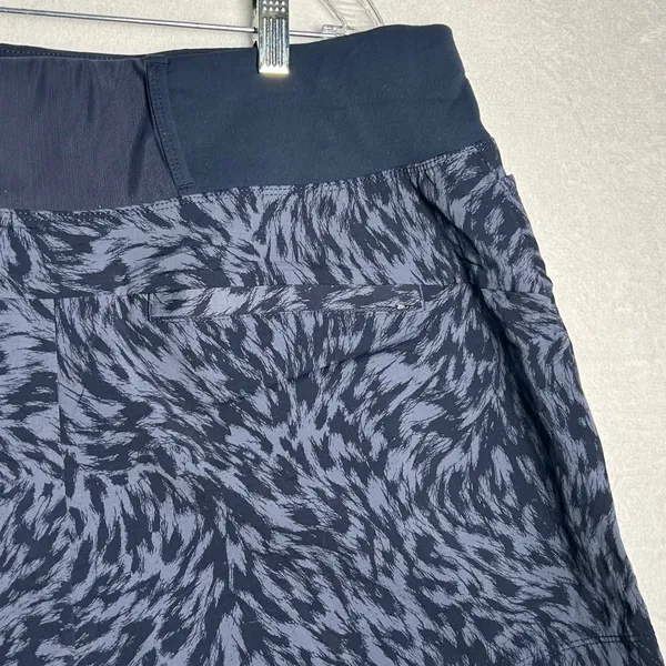 Athleta Trekkie North Printed Short Women's Size 18‎ Blue Athletic - Image 8