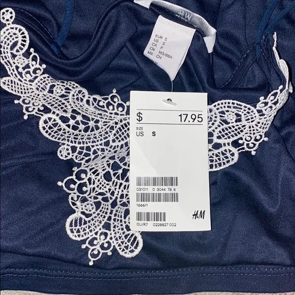 ✨H&M Embroidered Cami Top✨ - Image 4