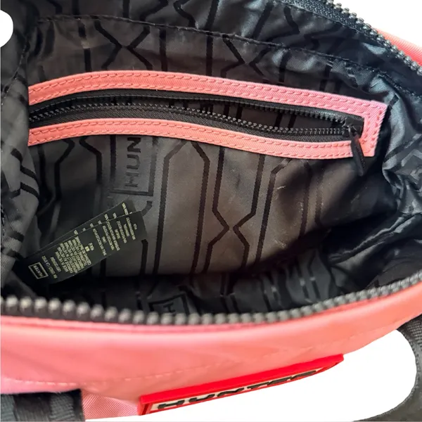 Hunter Coral Mini Tote 🌺 (Water-Resistant) - Image 5