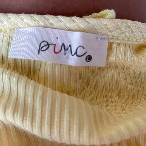 Woman’s crop top Yellow Size L - Image 3