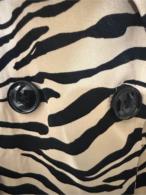 Zara Zebra Print Satiny Double breasted Blazer Size Small.EUC - Image 7