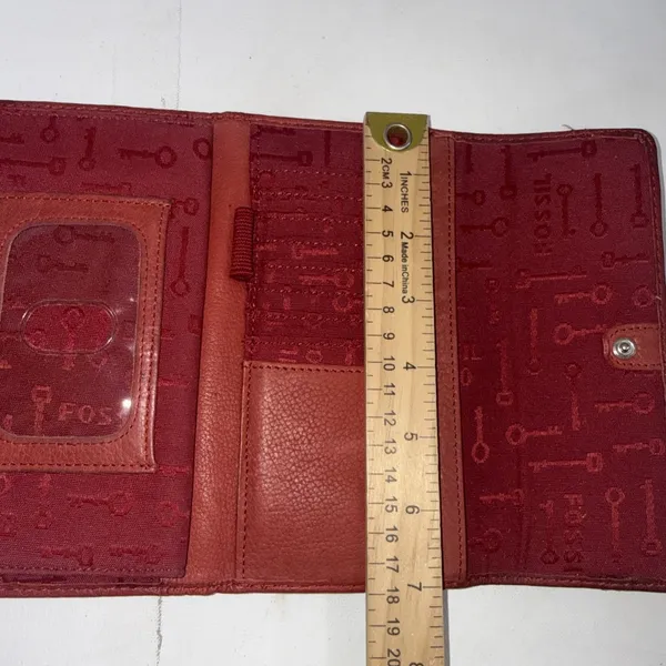 Fossil Red Leather Wallet Long Live Vintage Cards Cash Coin Checkbook Zip & Snap - Image 8