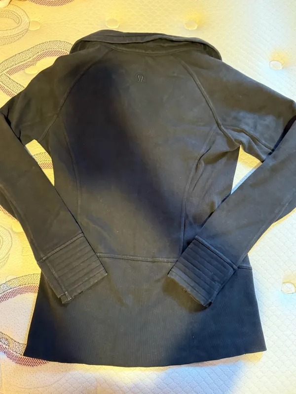 Lululemon Radiant Jacket II - Image 4