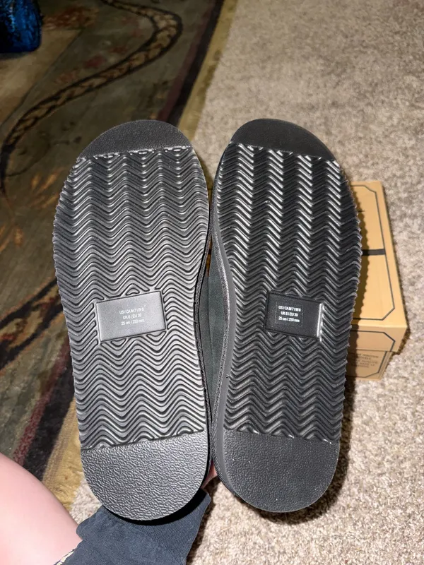 Kirkland Signature Slippers - Image 6
