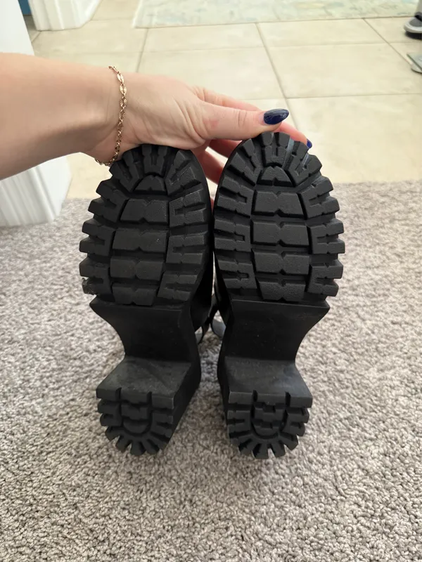 Madden Girl Heels Sandal - Image 4